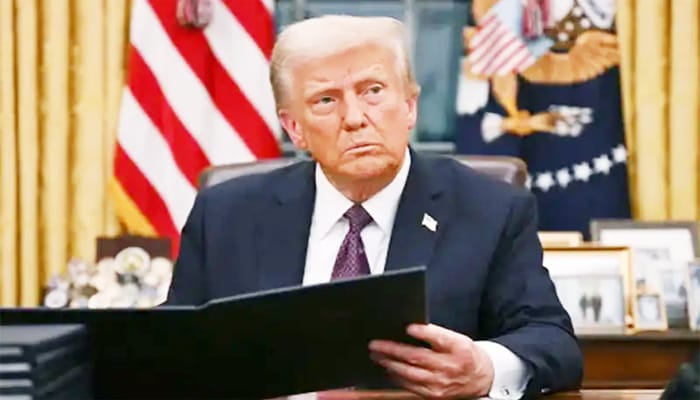 بھارت پر 25 فیصد ٹیکس لگانے کا امریکی اعلان