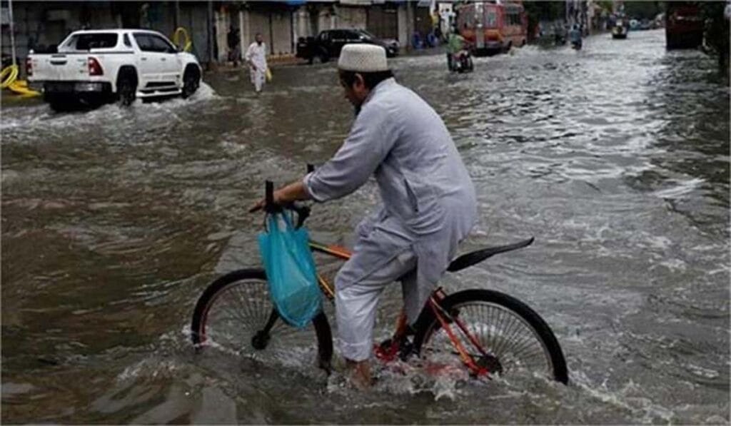 ڈی آئی خان میں آندھی اورطوفانی بارش سے شدید تباہی،10 جاں بحق