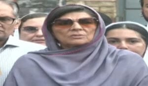 مسلح نقاب پوش نے میرے بیٹےکوگھر سے اغوا کیا،علیمہ خان