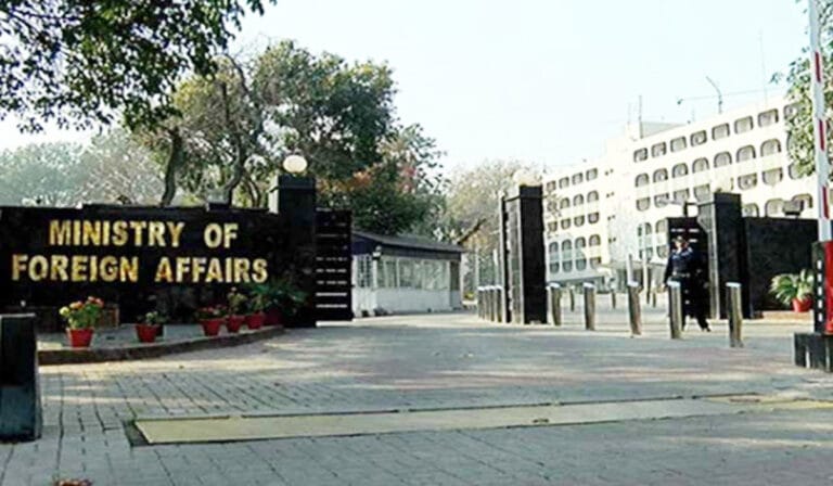 پاکستان کا یوکرین جنگ میں مداخلت کے الزامات پر سخت ردعمل