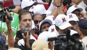 راہول گاندھی،پریانکا گاندھی اور دیگر اپوزیشن رہنما زیرحراست