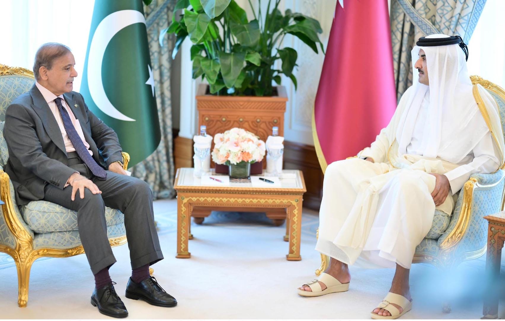 امیر قطر کا وزیراعظم پاکستان کے دورۂ دوحہ پر اظہارِ تشکر