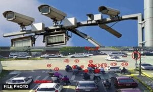 3 دن میں 11 ہزار چالان ، کراچی شہریوں کا پارہ ہائی