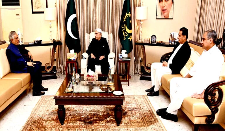 وفد کی نوابشاہ آمد،صدر آصف زرداری سے اہم ملاقات