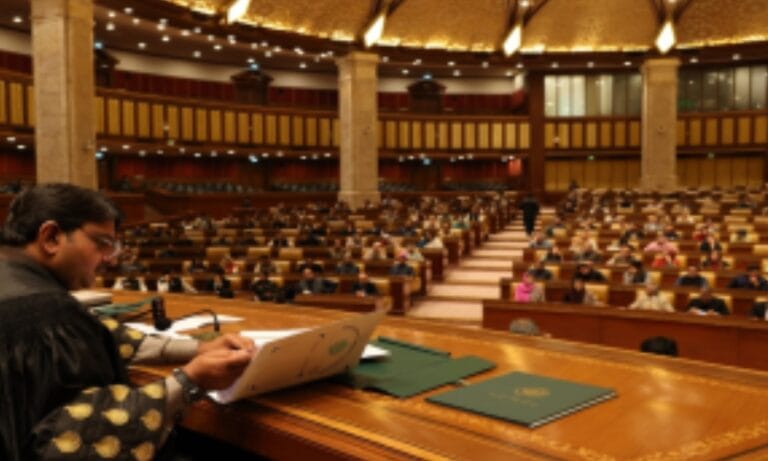 اسپیکر پنجاب اسمبلی نے اپوزیشن کے3معطل ارکان بحال کر دیئے