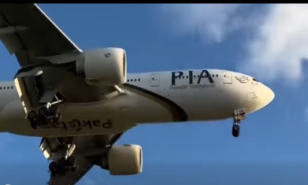 پی آئی اے کا برطانیہ آپریشن بحال،پہلی پروازمانچسٹر پہنچ گئی