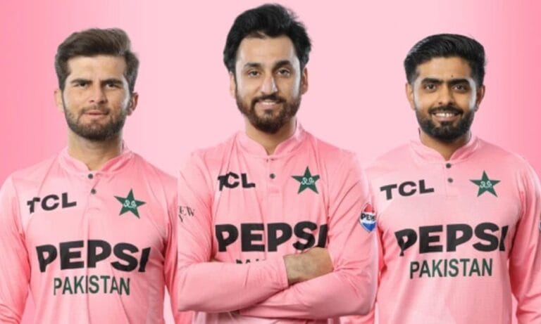 قومی ٹیم نے پنک کٹ کیوں پہنی؟