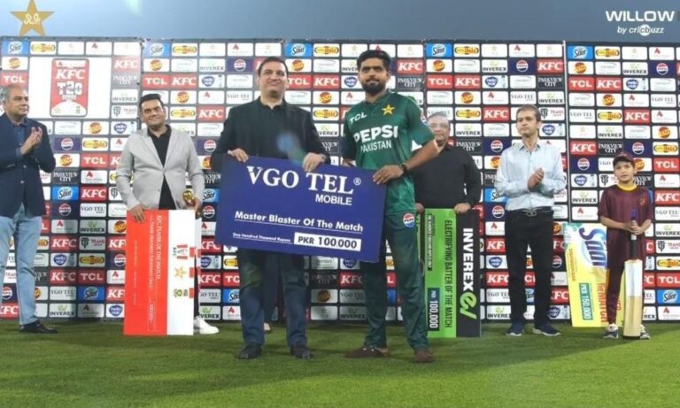 40ویں نصف سنچری،بابراعظم نے کوہلی کا ریکارڈ توڑ دیا