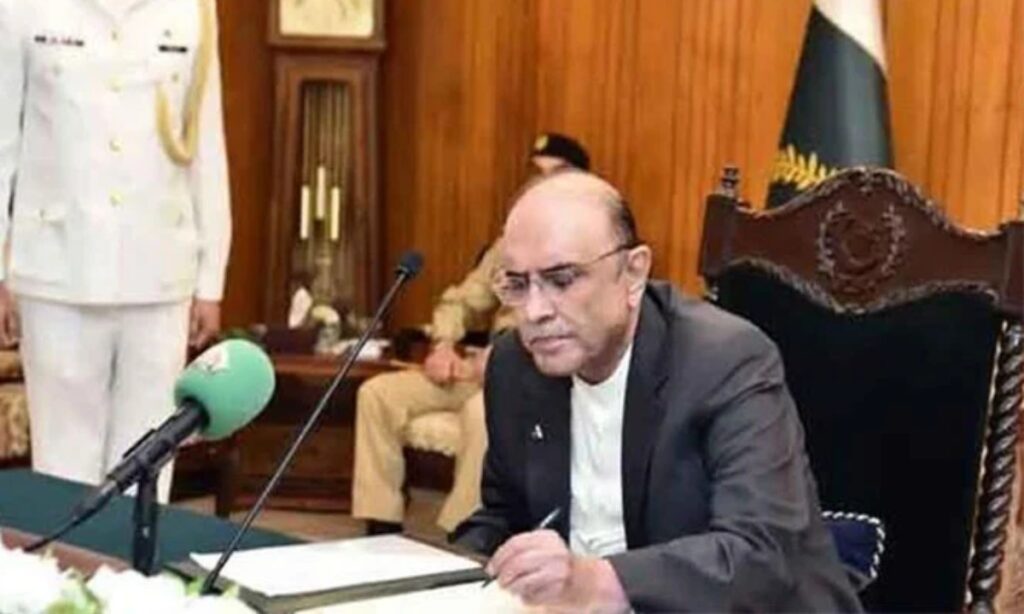 صدر نے27ویں آئینی ترمیم بل پر دستخط کر دیے