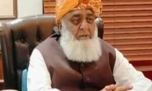 مولانا فضل الرحمان بیرون ملک روانہ