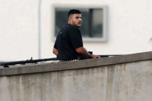 بونڈی بیچ فائرنگ کے زخمی حملہ آور پر فرد جرم عائد