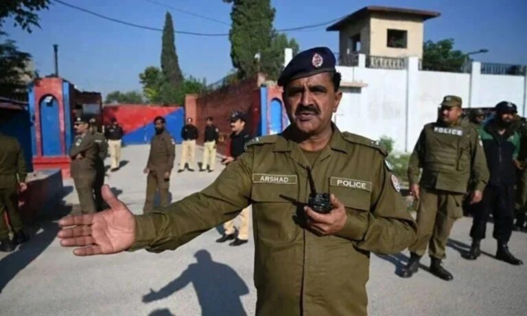 عمران خان کی بہنوں پر واٹر کینن کے استعمال پر راولپنڈی پولیس کا موقف