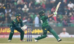 پاکستان کا آسٹریلیا کو سیریز کے آخری میچ میں 208 رنز کا ہدف