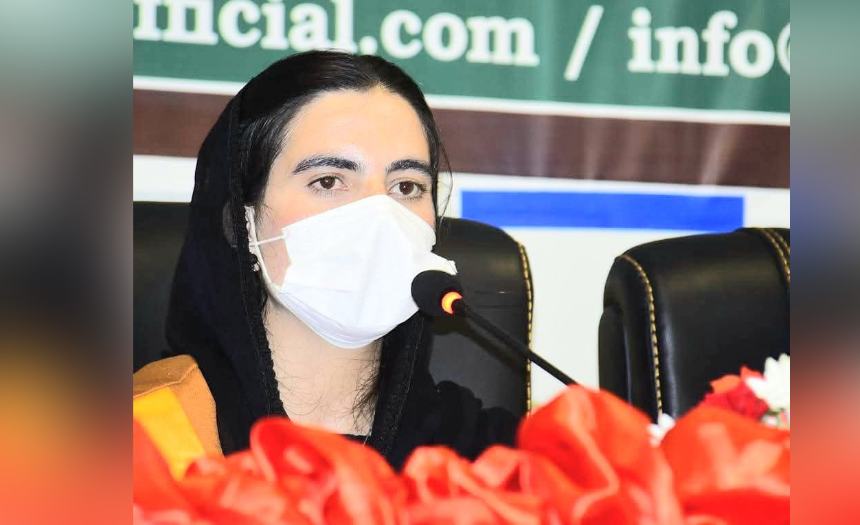 جنت ایک درخت کی آغوش میں