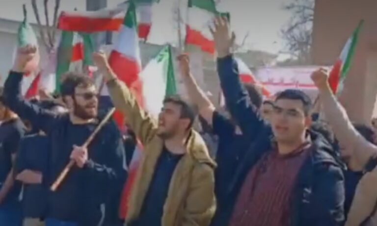 تہران،ایرانی طلباء کاحکومت مخالف پہلا بڑا احتجاج