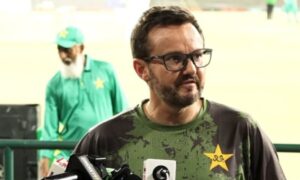 ہار جیت کھیل کا حصہ،پاکستان کم بیک کرے گا،ہیڈ کوچ