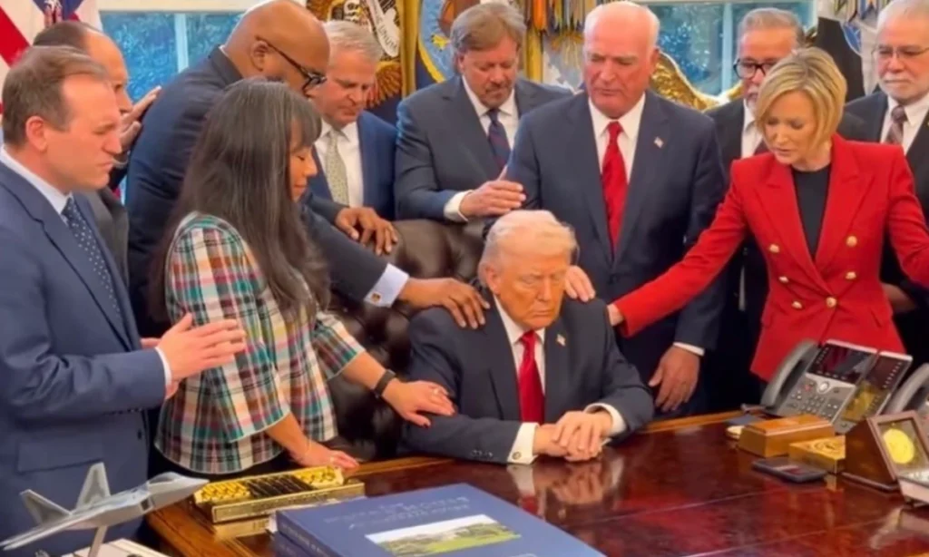 ایران کیخلاف جنگ،ٹرمپ خوفزدہ،پادریوں سے مدد مانگ لی