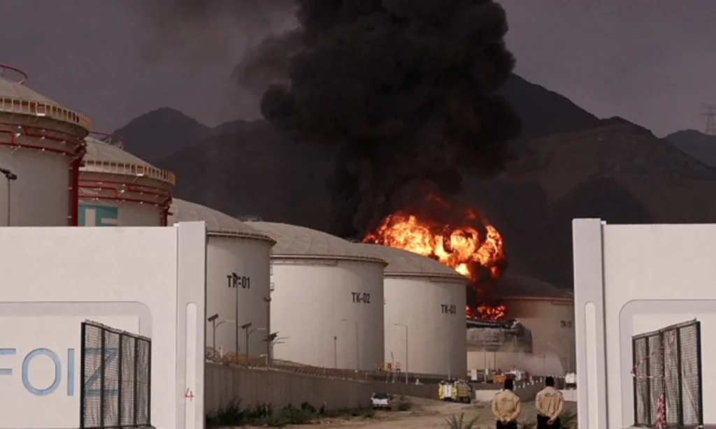 خام تیل کی قیمتوں میں ایک ہی دن میں 30 فیصد اضافہ