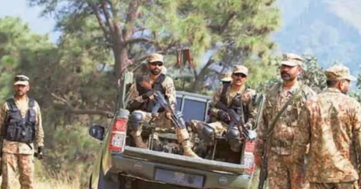 افغان سرحدی علاقوں میں سکیورٹی فورسز کی کارروائیاں،29 دہشت گرد ہلاک،متعدد ٹھکانے تباہ