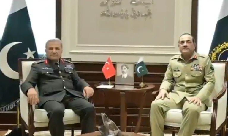 ترکیہ کی لینڈ فورسز کے کمانڈر جنرل متین ٹوکل کا پاکستان کا دورہ