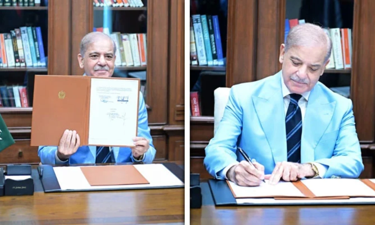 شہباز شریف نے ایران امریکا اسلام آباد مفاہمتی یادداشت پر بطور ثالث دستخط کر دیے