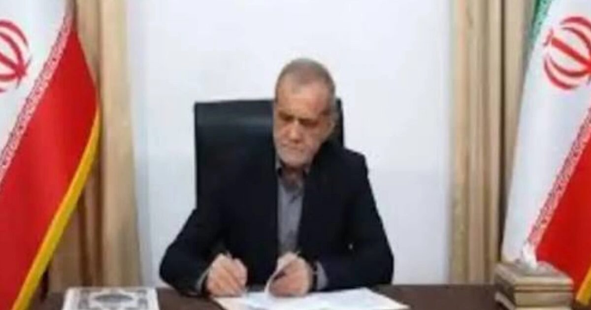 قطر میں منجمد 12 ارب ڈالر میں سے 6 ارب جلد مل جائیں گے،ایرانی صدر کا دعویٰ