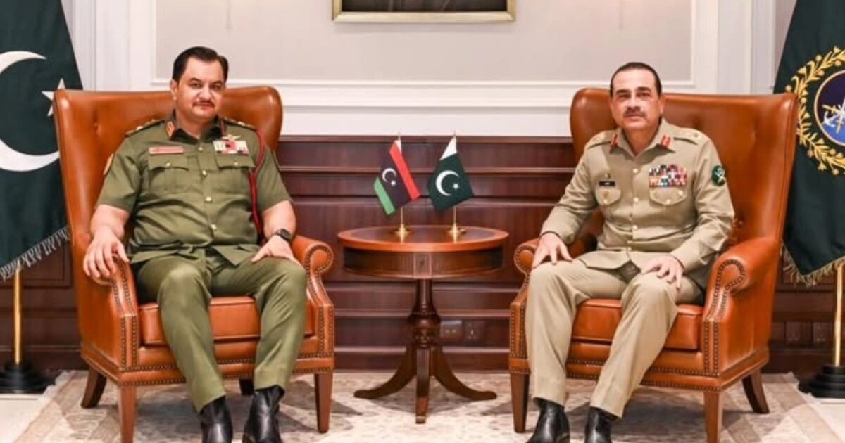 لیفٹیننٹ جنرل صدام خلیفہ حفتر کی فیلڈ مارشل عاصم منیر سے اہم ملاقات