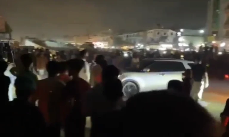 کراچی کے گلستانِ جوہر میں فائرنگ اور دھماکے کی اطلاع،پولیس اور ریسکیو ادارے متحرک