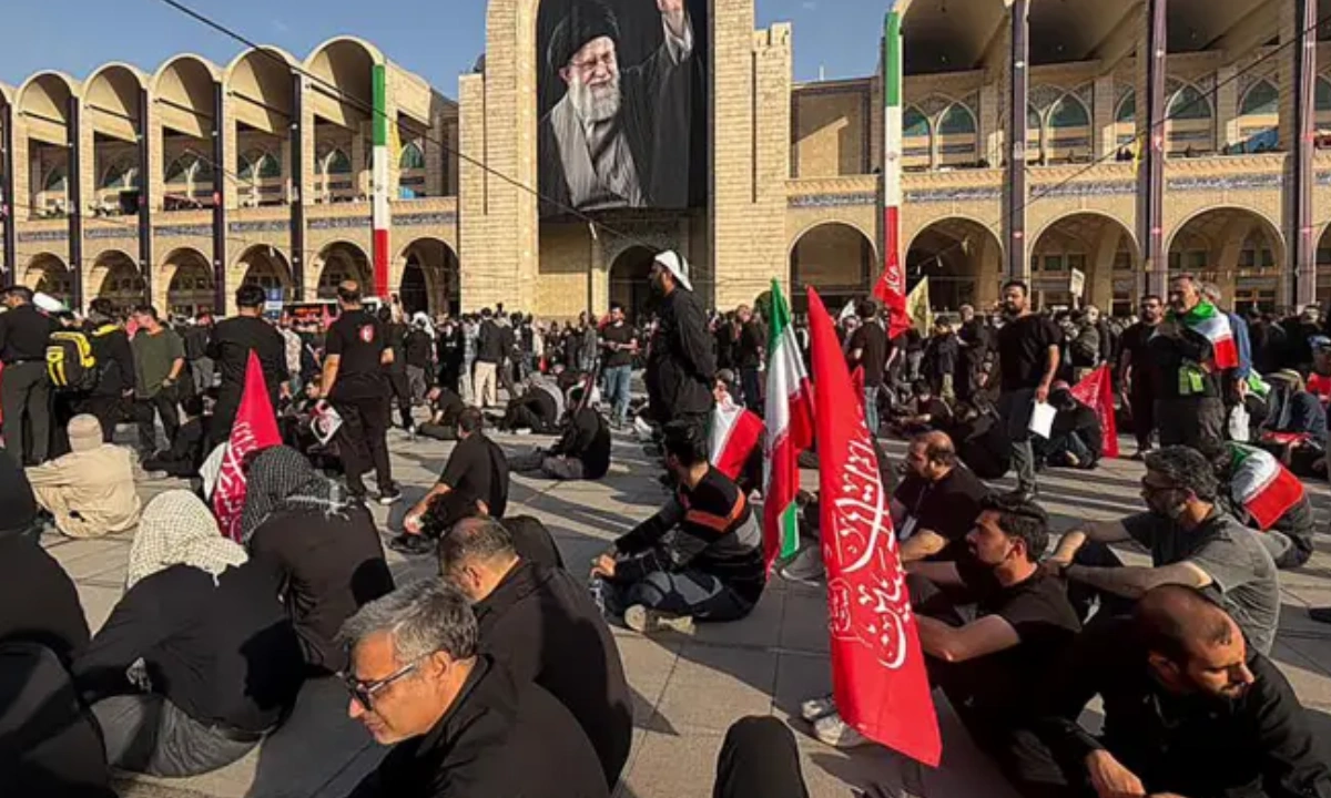 علی خامنہ ای کی آخری رسومات کے لیے چھ روزہ عوامی پروگرام کا آغاز ہفتے کی صبح سے ہو چکا ہے