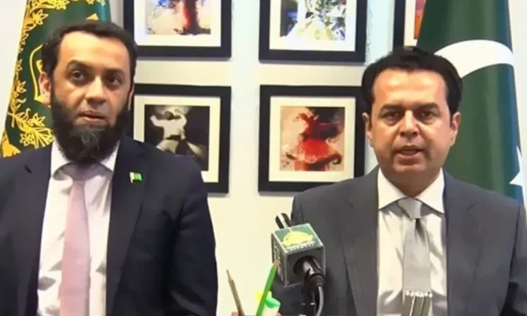 فسادی عناصر سے قانون کے مطابق نمٹا جائے گا،طلال چوہدری