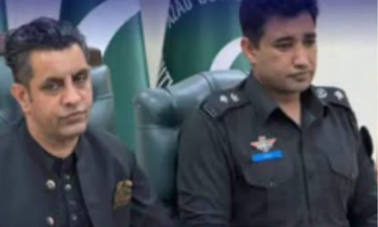 کوٹلی میں ا من و امان کی صورتحال کے تناظر میں ڈی سی اور ایس پی معطل
