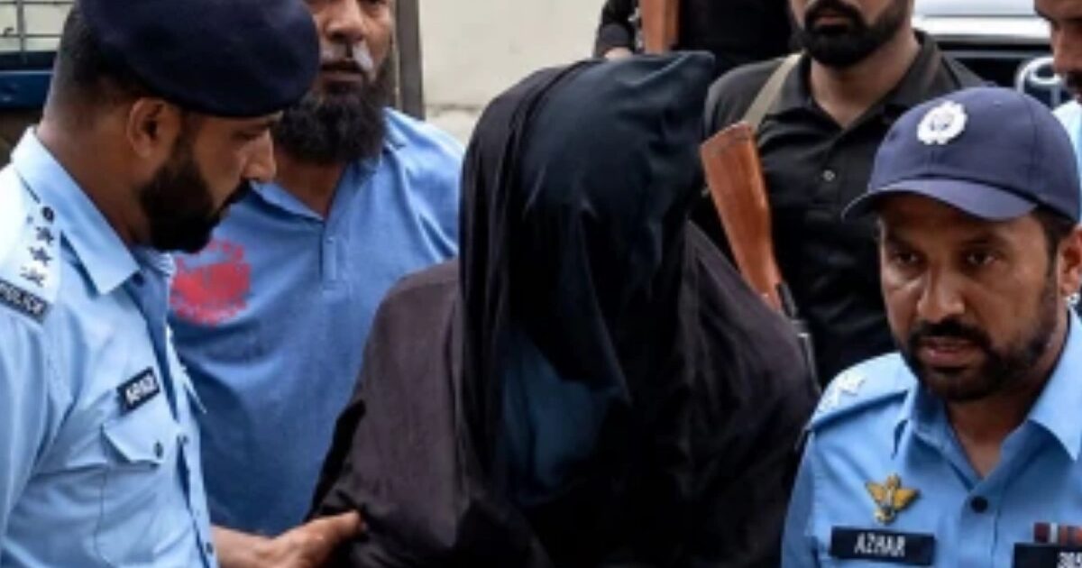 گروپ کیپٹن عاصم طارق شہادت کیس،ملزم سعد عباسی 14 روزہ شناخت پریڈ کے لیے جیل منتقل