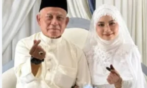 52 سال عمر کا فرق،72 سالہ سابق فٹبالر نے 20 سالہ لڑکی سے شادی کرلی
