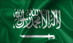 آبنائے ہرمز میں سعودی آئل ٹینکر پر حملہ،2 اہلکار جاں بحق