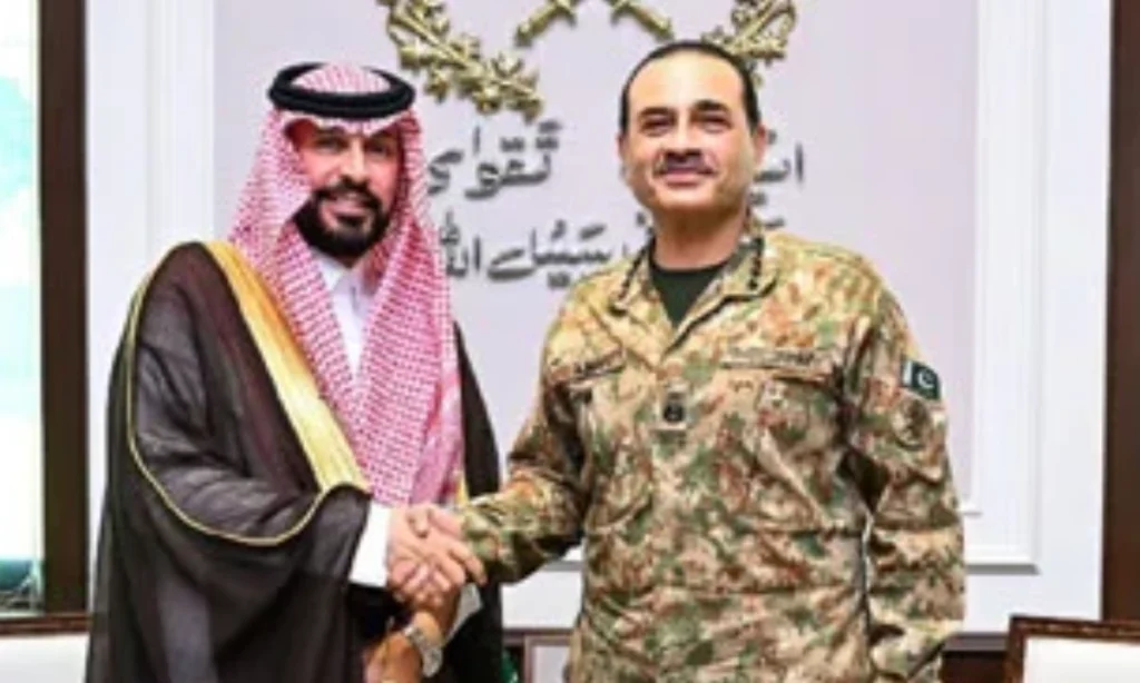 فیلڈ مارشل عاصم منیر سے سعودی سفیر کی ملاقات