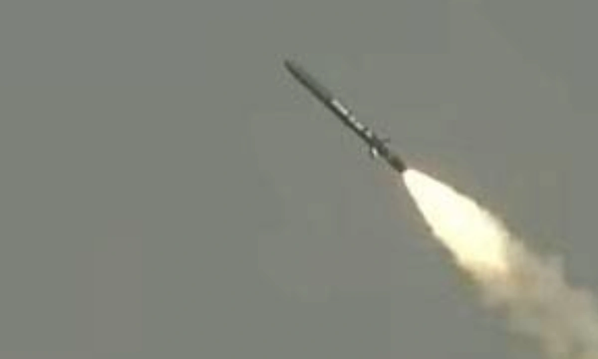 پاکستان کا فتح-4 میزائل کا کامیاب تجربہ